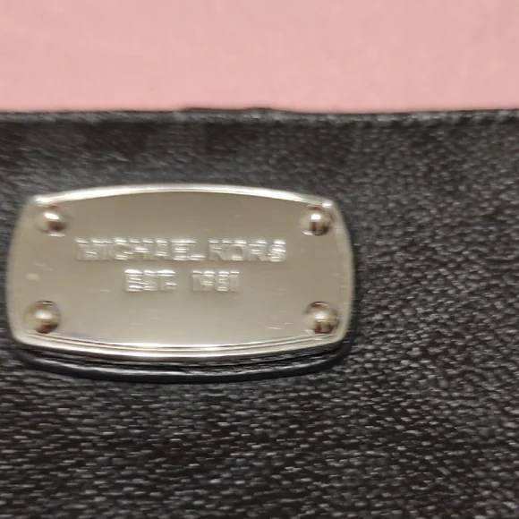 Michael Kors Black Textured Clutch. Shoes Very Little Wear - Picture 4 of 9